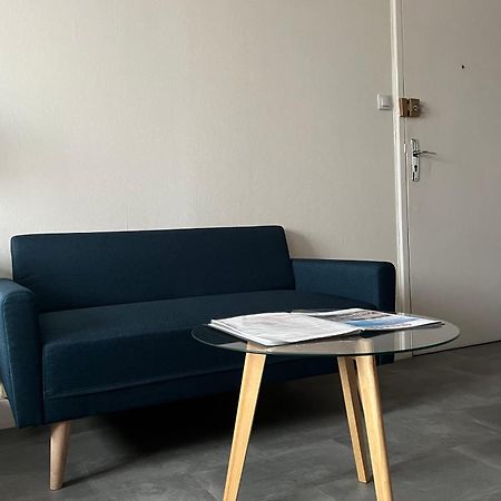 Joli Studio Avec Parking Prive, Bien Situe Moulins  Esterno foto